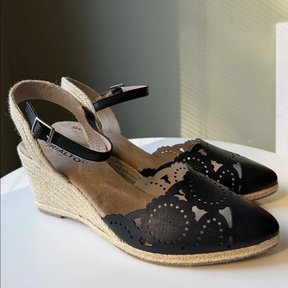 Rialto Espadrille Wedge Sandals floral laser cut adjustable ankle strap Like New